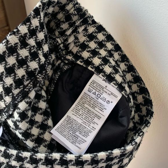 Old Navy tapered pants houndstooth print - Picture 8 of 11